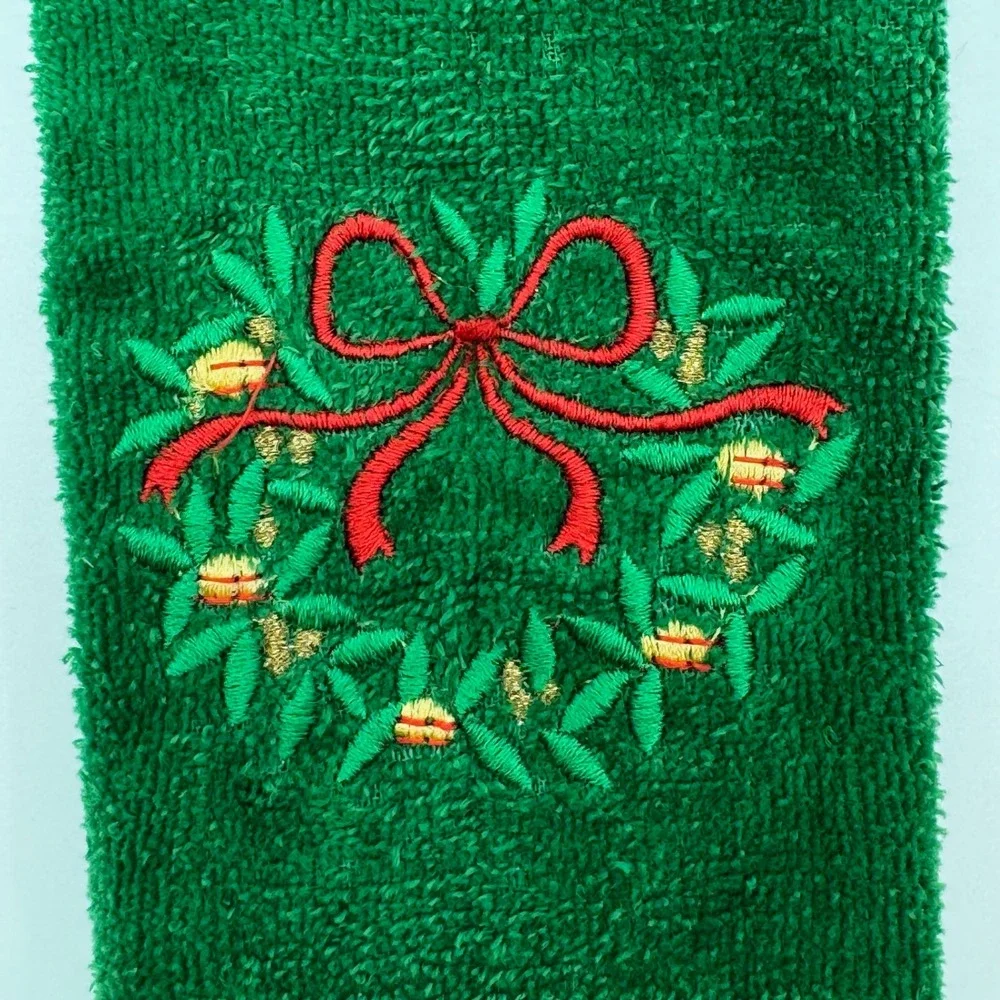 Vtg 70s Fieldcrest Guest Towels SET 2 Powder Room Christmas Tree Holiday Wreath